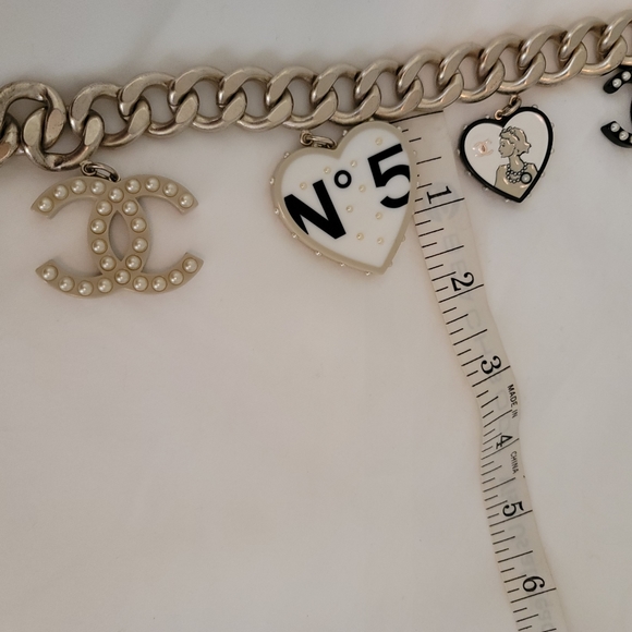 Authentic CHANEL chain belt/necklace - Picture 5 of 8